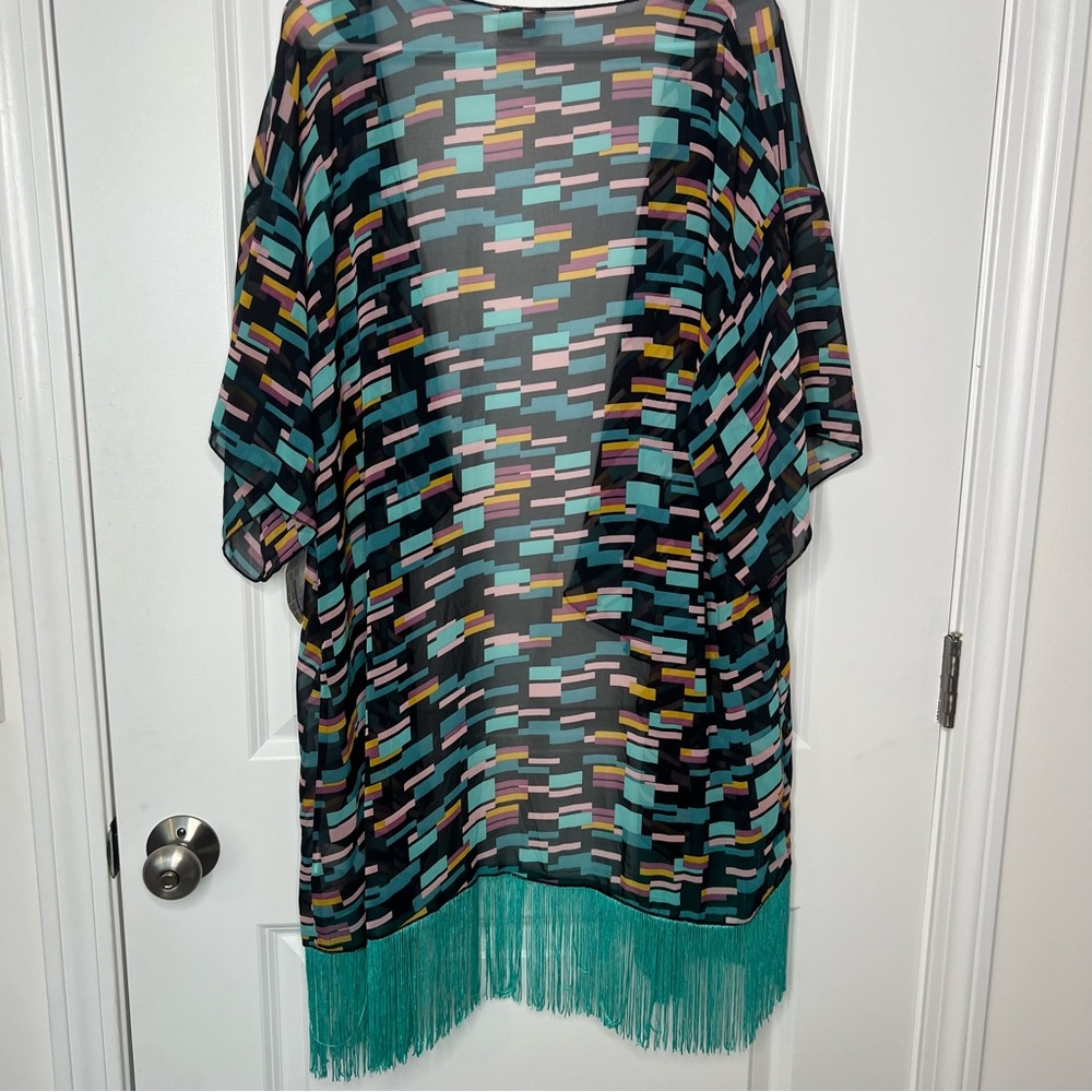 LuLaRoe Multicolor Geometric Kimono Size Large Women’s NWT Tassels - Picture 8 of 9